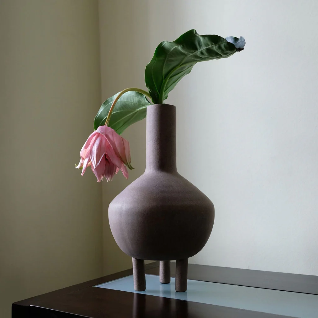 Duck Vase Fat Taupe - Image 3