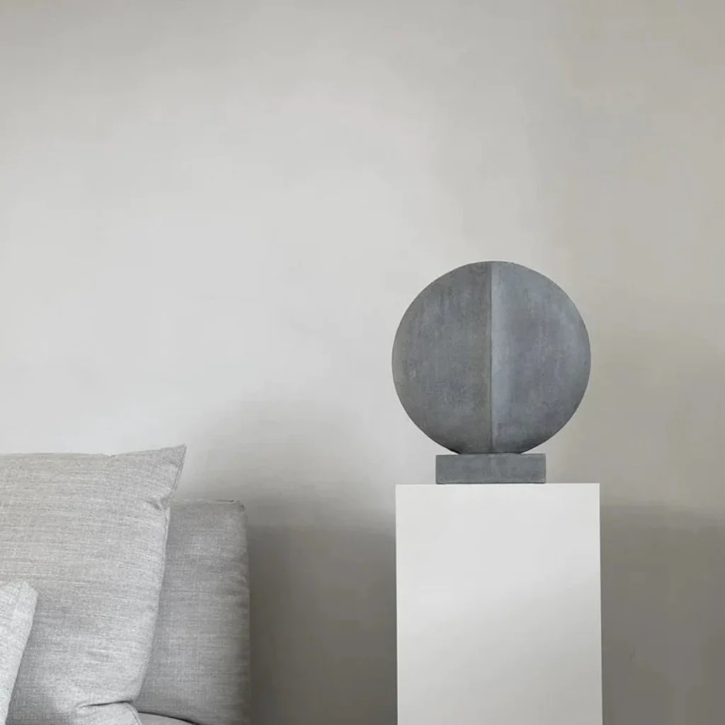 Guggenheim Vase Mini Dark Grey - Image 4