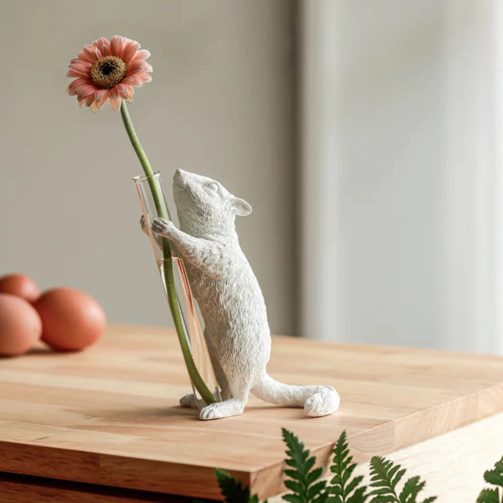 Chipmunk Present 01 - Image 6