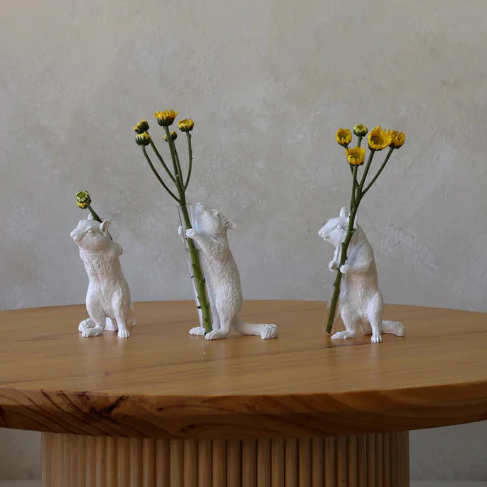Chipmunk Present 01 - Image 9