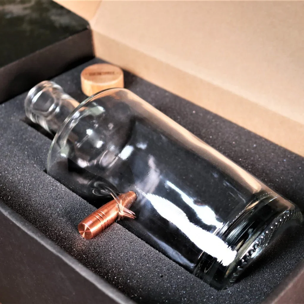 Whiskey Decanter 50BMG - Image 3